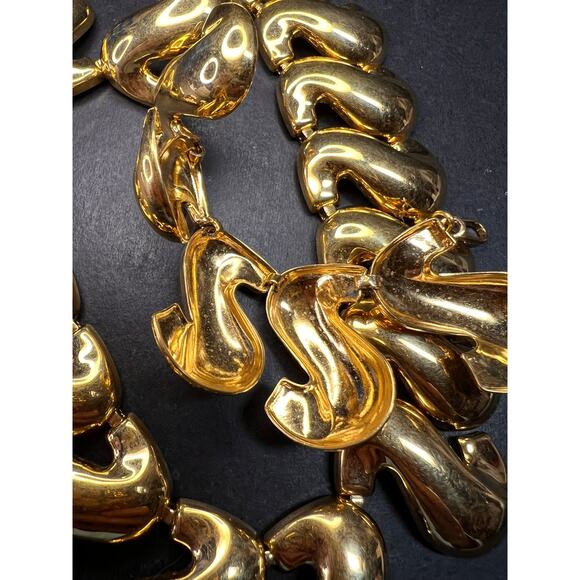 Vintage MCM Napier Gold-Tone Sculptural S-Link Statement Necklace, Signed - Picture 7 of 13